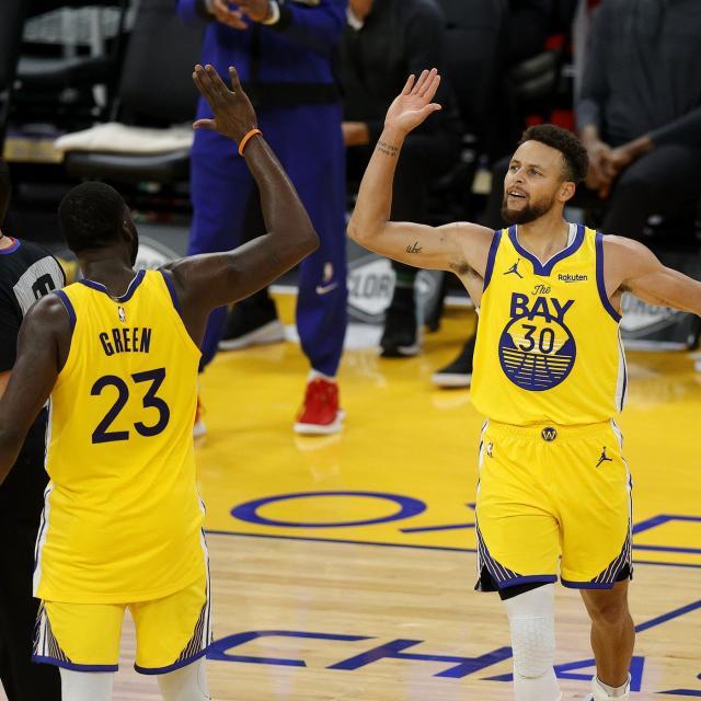 开云-简化战术！勇士围绕库里再变化 萌神新赛季够狠辣